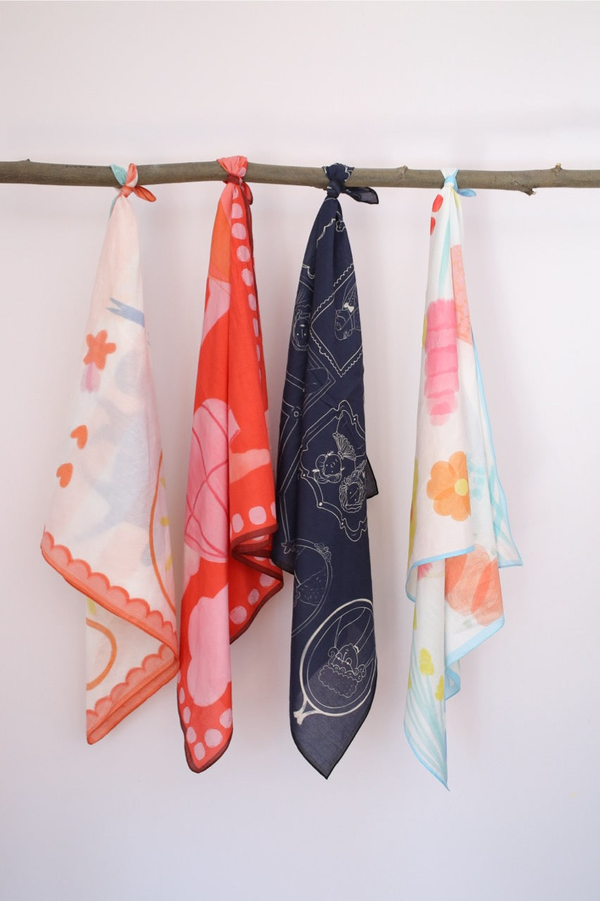 Fairtale · Masalsı Çizimli Fular / Bandana