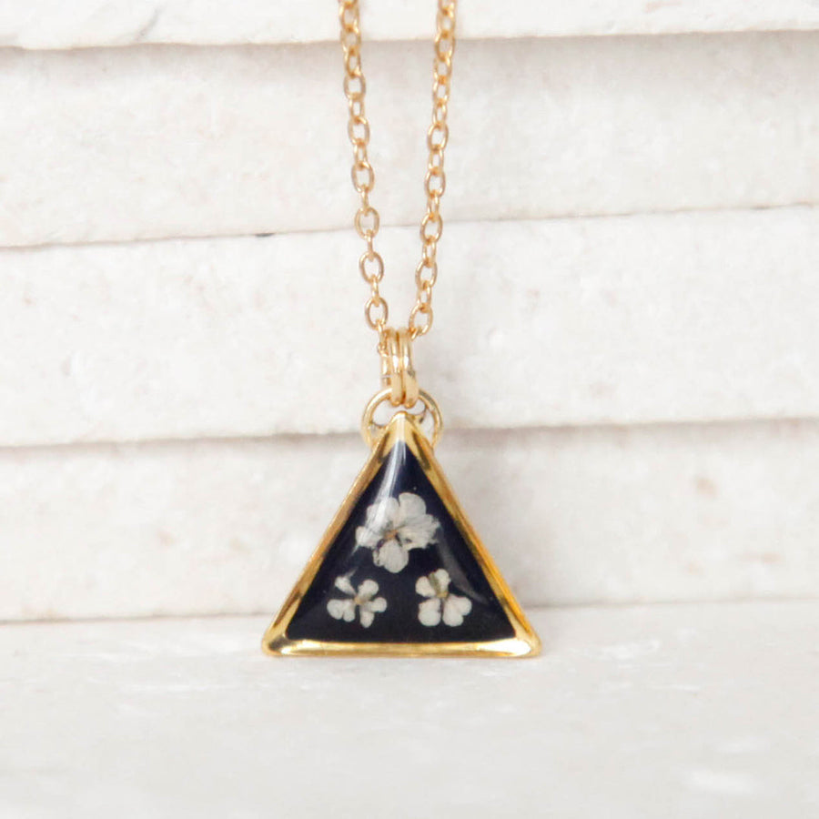 QUEEN ANNE'S LACE -  Siyah Üçgen Kolye