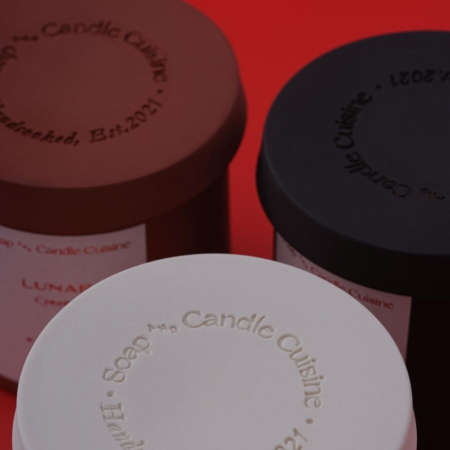 Soap and Candle Cuisine, Lüks El Yapımı Dekoratif Tarçın Kokulu Doğal Soya Mumu, Kapaklı Kahverengi Limoges Porselen Mum, Baharatlı, Vegan, 450 gr