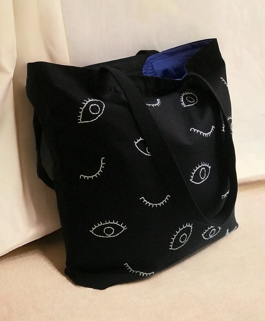 EYES BLACK LARGE TOTE BAG