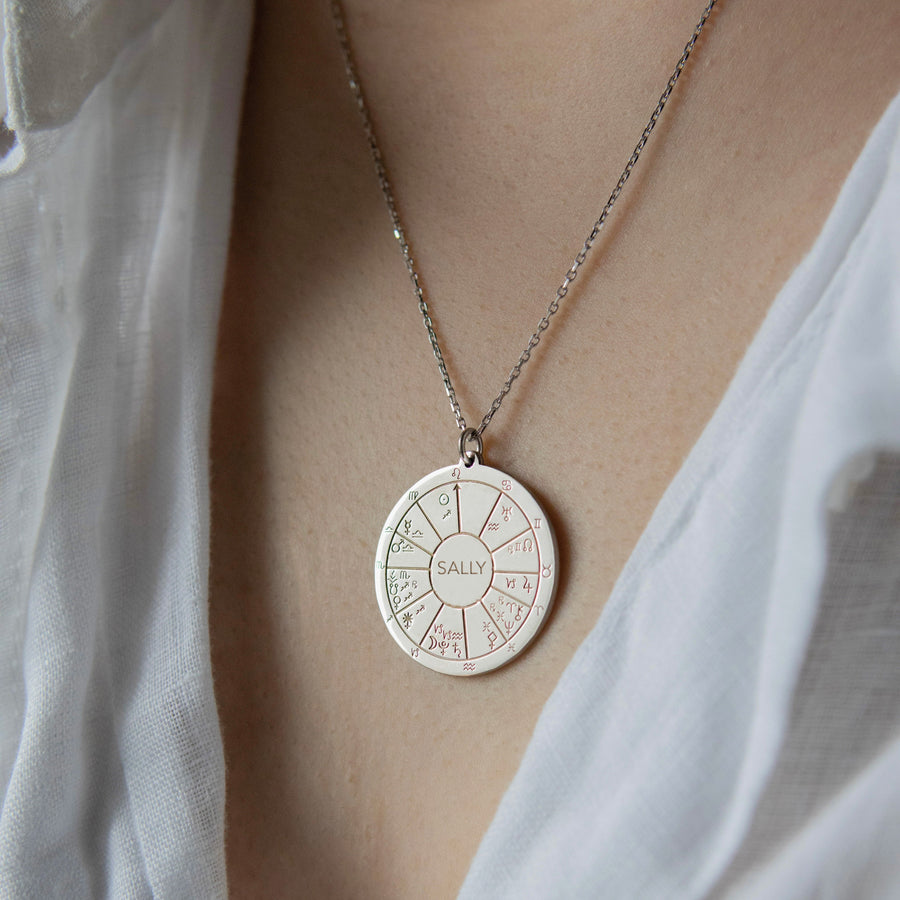 DOĞUM HARİTASI HARFLİ GÜMÜŞ KOLYE