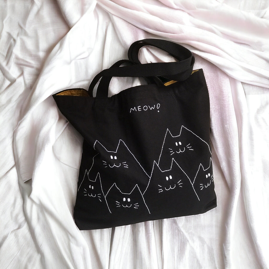 MEOW BLACK LARGE TOTE BAG