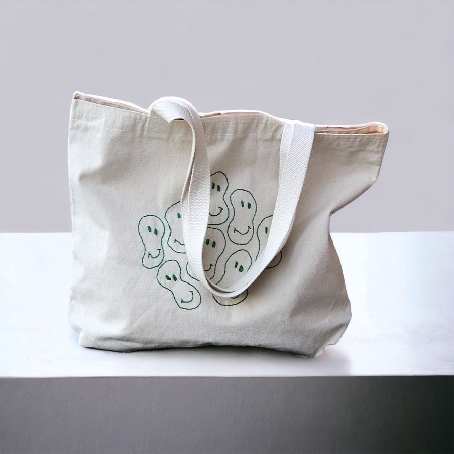 SMILE LARGE TOTE BAG