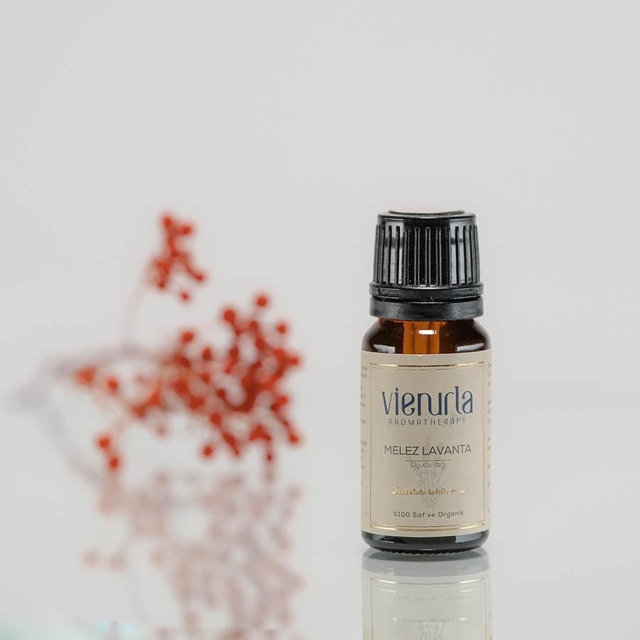 Vienurla Aromatherapy - Organik Melez Lavanta Uçucu Yağı 10ml