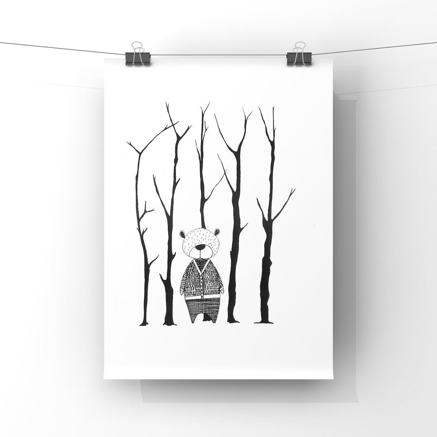 Ormanlıktaki Ayı Poster